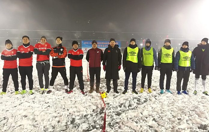 Свободненская команда «Метеор» сыграла в футбол на снегу в Китае