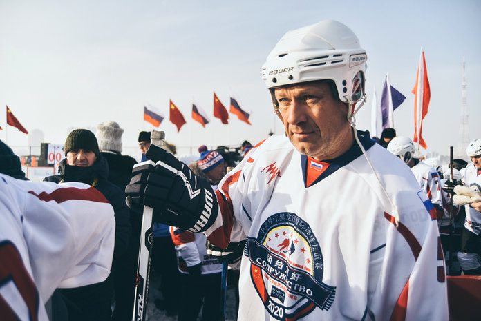 Российские хоккеисты забили 14 шайб в международном матче на льду Амура