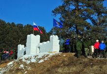 Амурские юнармейцы готовятся к штурму снежной крепости в свободненской Новоивановке
