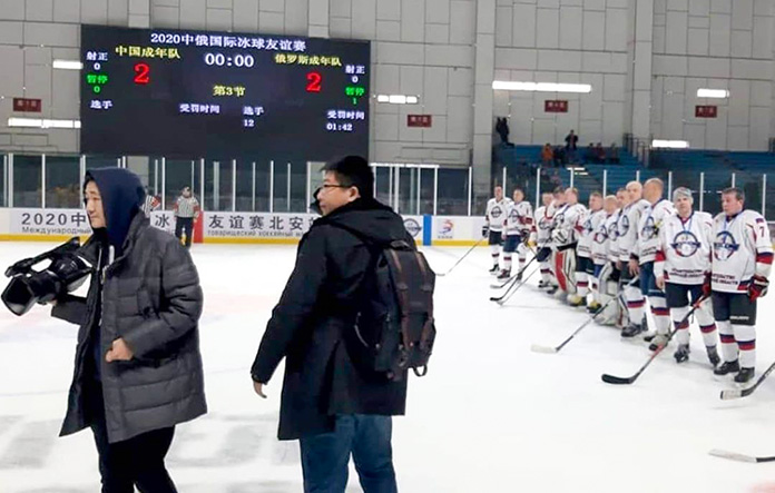 Амурские хоккеисты продолжают одерживать победы в международных матчах в Китае