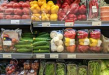 Власти Приамурья решают проблему дефицита овощей