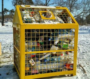 В амурском космограде Циолковский установили контейнеры для сбора пластика