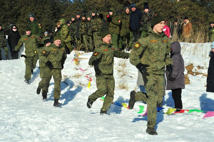 Смена «Призывники Амура — 2020» завершилась штурмом снежной крепости
