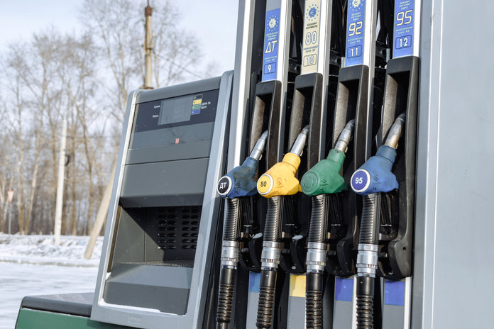 Цены на бензин в России снижаться не будут