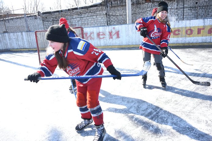 Великолепная «пятёрка» юных хоккеисток тренируется в Свободном