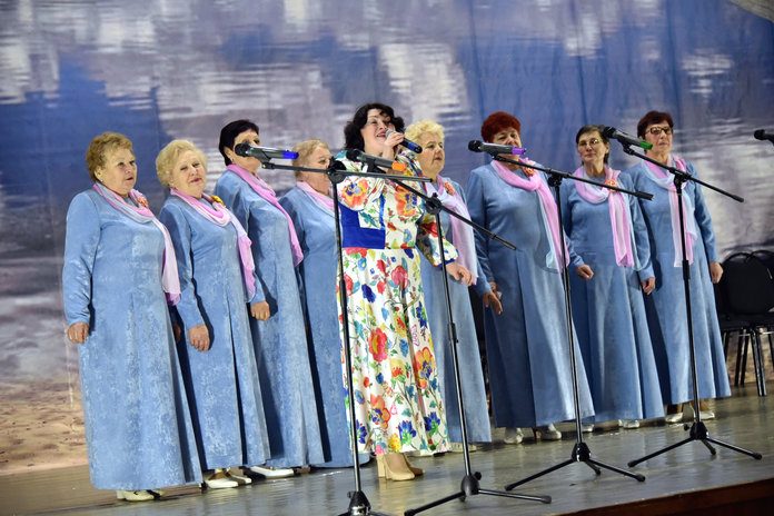 Народный хор «Ветеран» благодарные свободненцы поздравили с 35-летием