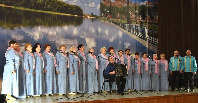Народный хор «Ветеран» благодарные свободненцы поздравили с 35-летием