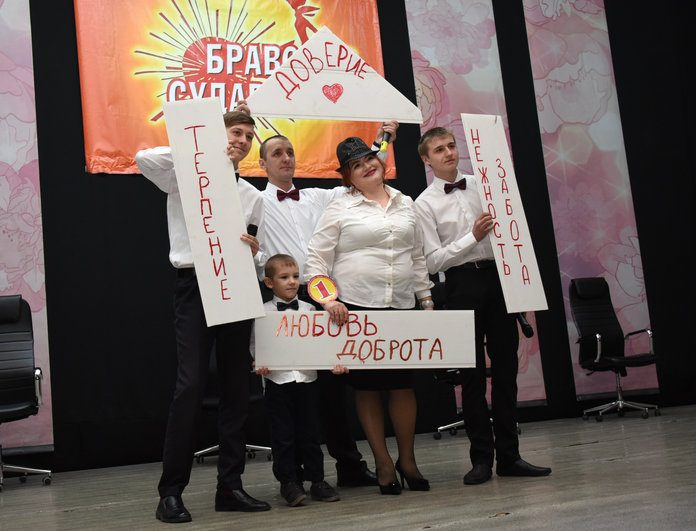 Участницы конкурса «Браво, Сударыня!» в Свободном получили свои титулы