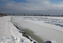 Лёд на водоёмах Приамурья становится непрочным