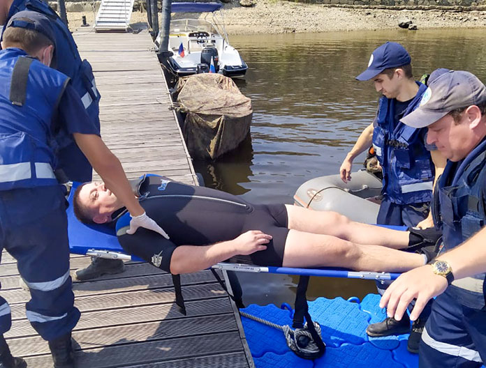 Амурские спасатели провели тренировку на воде
