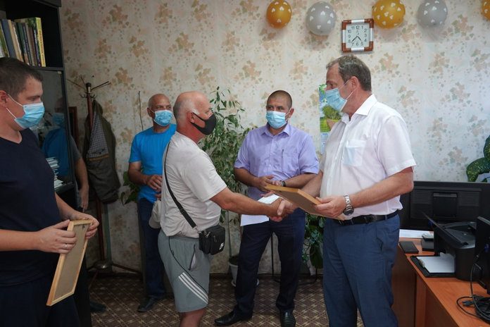 Сотрудников свободненского «Дорожника» наградили за работу на пунктах пропуска в период пандемии
