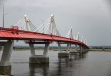 Губернатор Василий Орлов: «Мост через Амур на время межсезонья впервые обеспечит грузообмен области с КНР»
