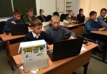 Для воспитанников Юхтинской спецшколы в Свободненском районе провели «Научную смену» СИБУРа