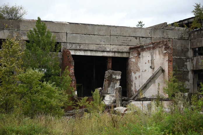 Своё 40-летие бывший завод железобетонных изделий в Свободном отметил на руинах