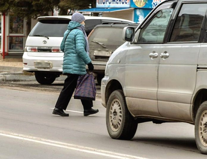 Автоинспекторы Свободного проверят соблюдение дорожных правил пешеходами