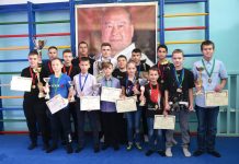 Свободненские каратисты одержали 17 побед на областном чемпионате