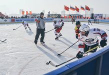 Новую хоккейную коробку для матчей с Китаем на льду Амура увезут в посёлок Юхта