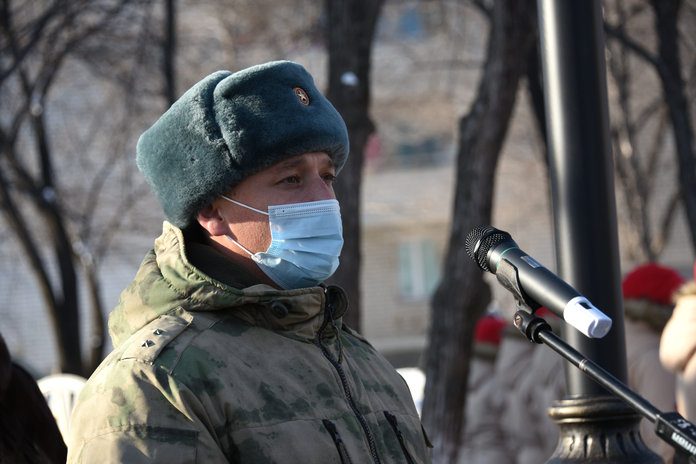 В Свободном торжественно открыли памятник Герою России Ивану Маслову