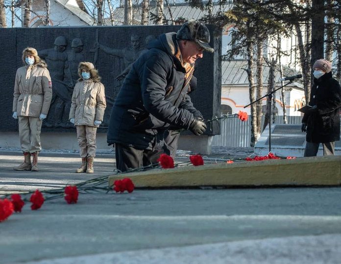 В День Неизвестного солдата на Мемориале Славы в Свободном возложили цветы