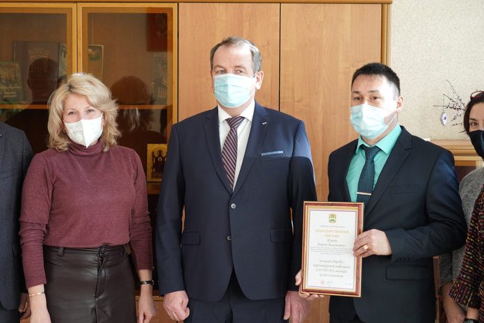 Свободненцев наградили за вклад в борьбу с коронавирусом