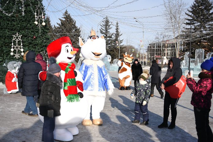 Неожиданный праздник на Рождество устроили свободненцам в ледовом городке