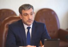 Губернатор Василий Орлов: «Пандемия в Приамурье идёт на спад, но расслабляться нельзя»