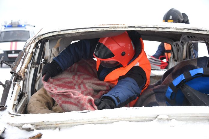 На льду Зеи около Свободного прошла масштабная спасательная операция