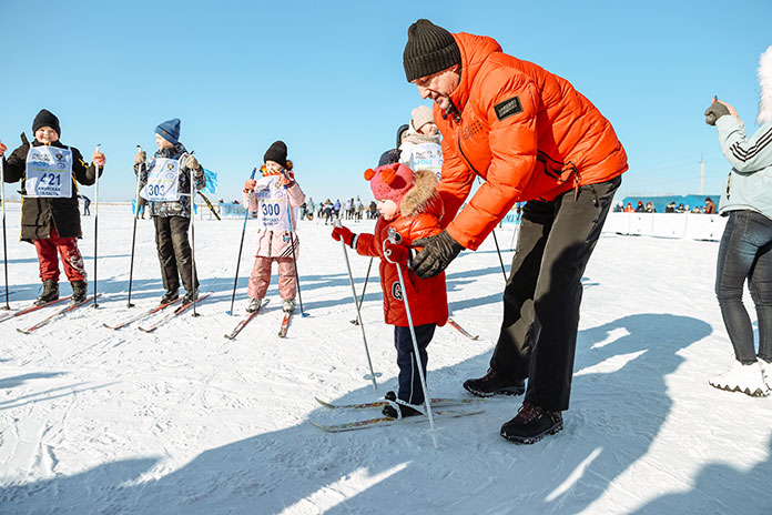 Свыше семи тысяч амурчан вышли на старт Всероссийской «Лыжни России»