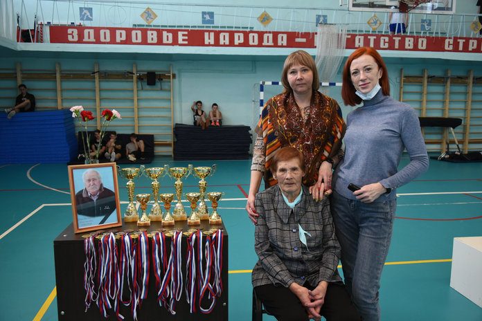 «Шкаповский» турнир собрал лучших легкоатлетов Свободного