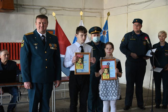 Свободненские пожарные принимали заслуженные поздравления и награды
