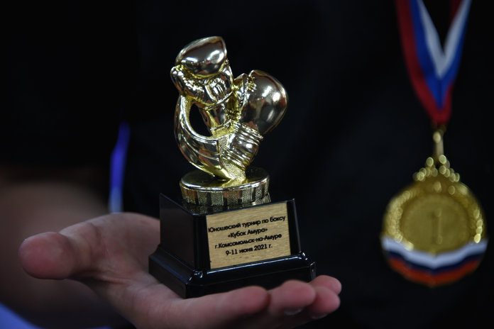 На турнире «Кубок Амура» боксёры клуба «Легенда» одержали три победы