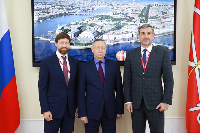 Губернаторы Приамурья и Санкт-Петербурга впервые подписали соглашение о сотрудничестве