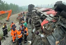 На месте столкновения грузовых поездов в Приамурье найдено тело одного из пропавших без вести