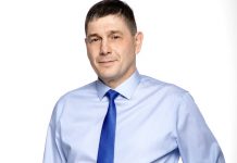 Принято постановление о регистрации избранного депутата амурского Заксобрания Юрия Геннадьевича Максюта