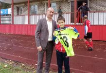 Юный спортсмен из Приамурья получил в подарок от Владимира Путина два комплекта футбольной формы