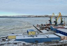 Юрий Трутнев поручил срочно принять меры по решению проблемы перегрузки портов на Дальнем Востоке
