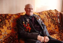 Со 100-летним юбилеем ветерана Великой Отечественной войны поздравил губернатор Приамурья