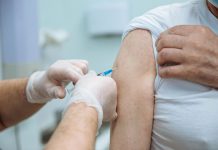 Оперштаб: В Приамурье отменили обязательные прививки для работающего населения