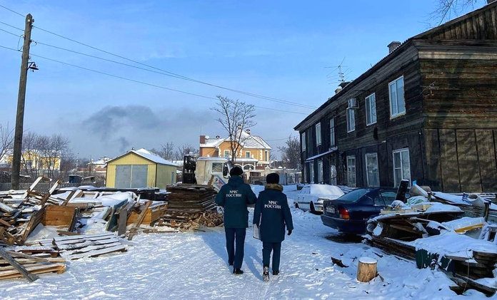 В Приамурье обследуют дома с низкой пожарной устойчивостью