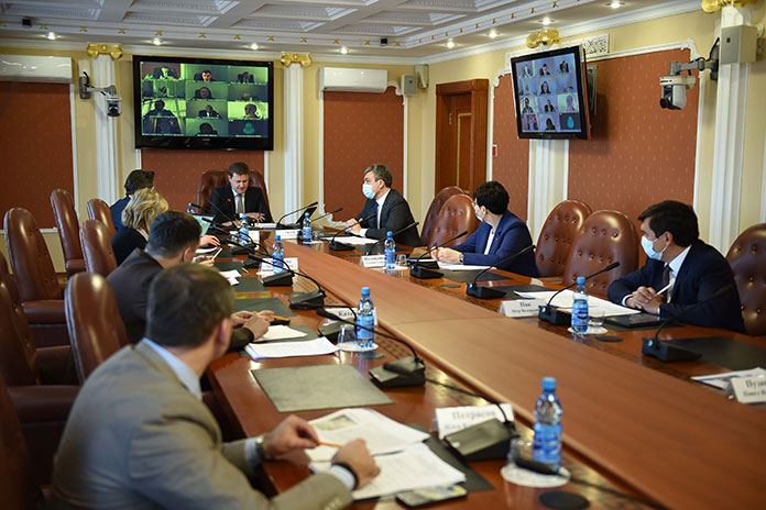На совещании с министром Алексеем Чекунковым обсудили мастер-планы четырёх амурских городов