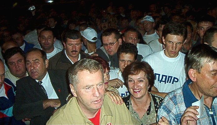 В 2003 году поезд Жириновского сделал в Свободном самую долгую остановку