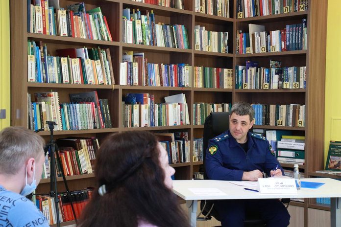 Прокурор области провёл встречи в Свободном и селе Малая Сазанка