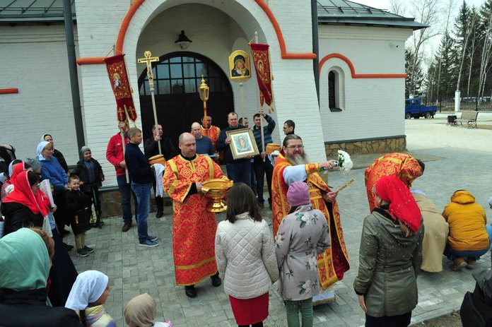 Амурские казаки передали в дар новому храму в Свободном икону цесаревича Алексия
