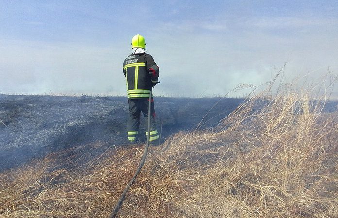 Амурский ГХК помогает Свободненскому району в борьбе с природными пожарами