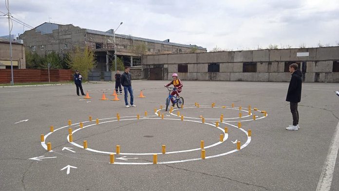 Команда Юхтинской школы заняла второе место в региональном этапе конкурса «Безопасное колесо»