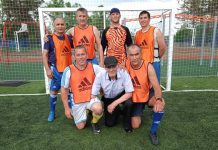 Турнир по мини-футболу памяти свободненского спортсмена и баяниста Ивана Бурделёва стал межнациональным