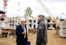 Губернатор Василий Орлов: «Подрядчики должны строить для амурчан комфортное и качественное жильё»