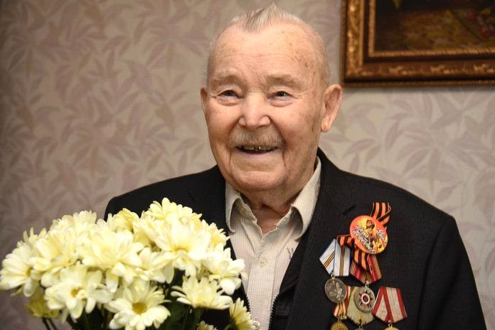 В Свободном ушёл из жизни ветеран Великой Отечественной войны Алексей Алексеевич Шишелякин