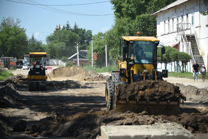 До середины октября в Свободном заасфальтируют ещё несколько улиц на 100 миллионов рублей