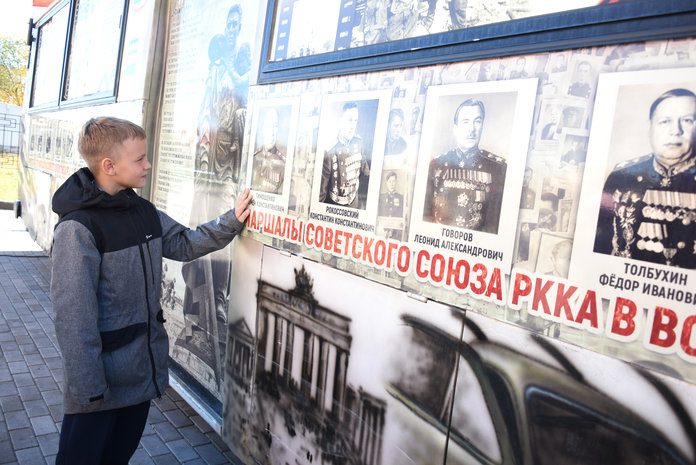 Автобус Победы привёз уникальные экспонаты в Свободный